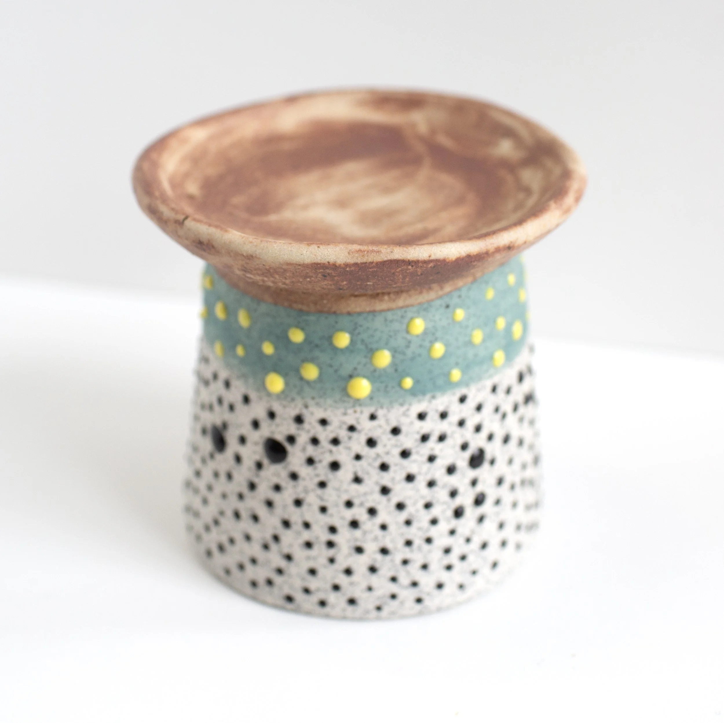 a mano-louisa podlich-clay-candle pedestal-handmade-1.2.jpg