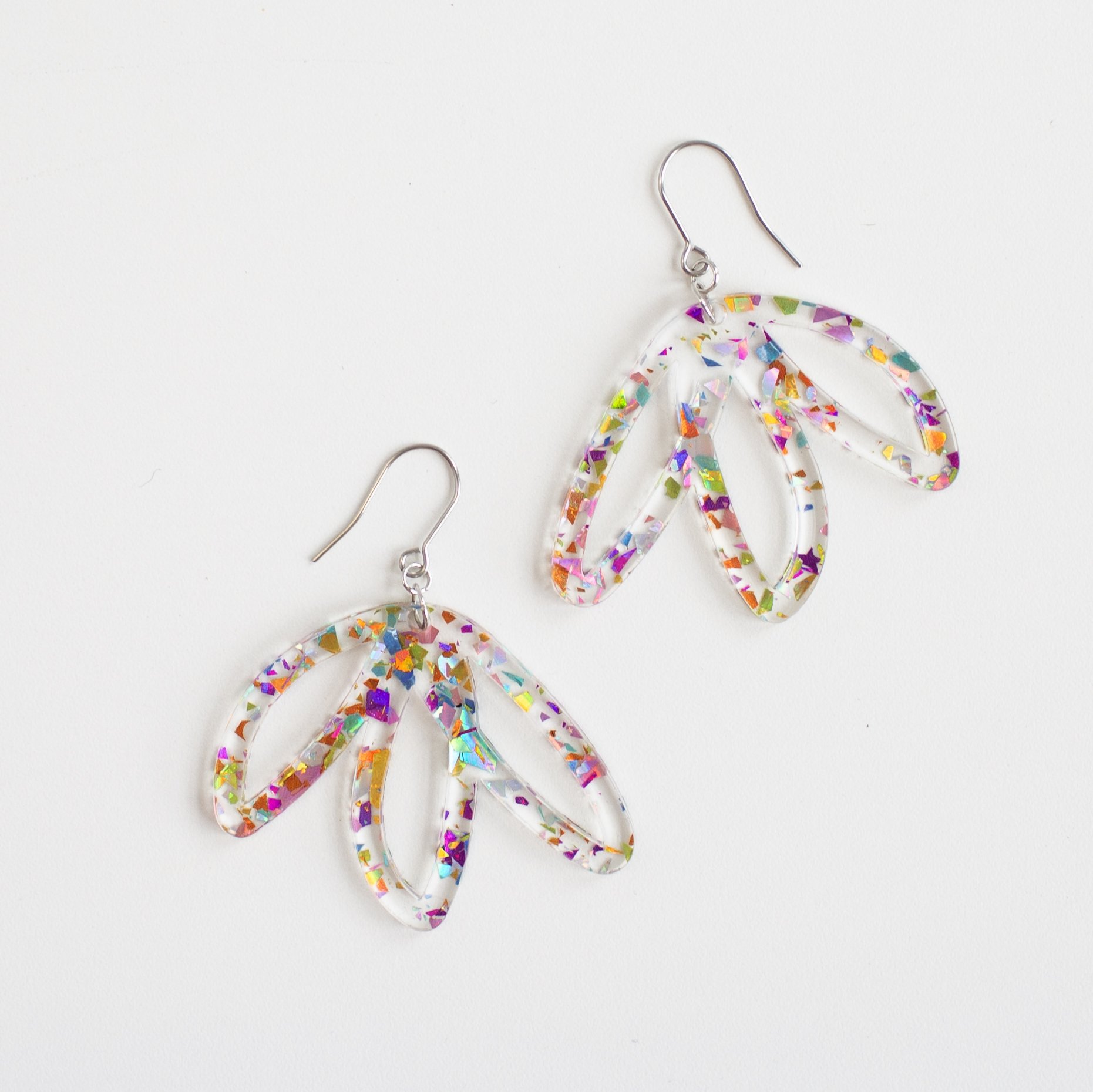 a mano-louisa podlich-acrylic earrings-handmade-5.jpg