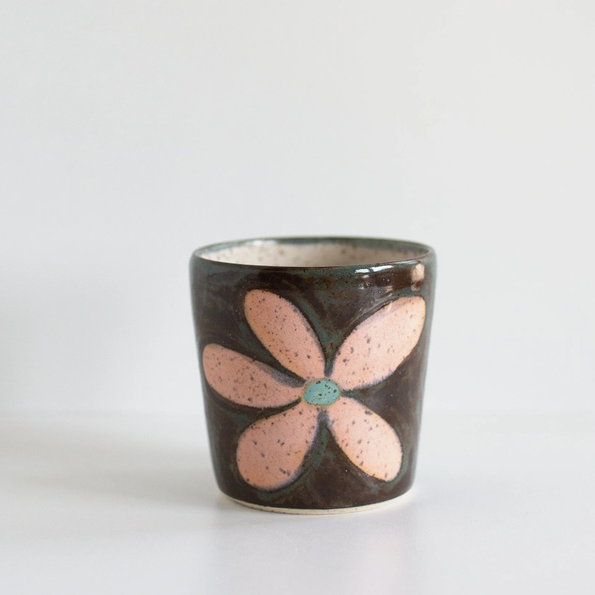 a mano-louisa podlich-clay-ceramic-pottery-wheel thrown-mug-handmade-flower-cup-1.1.jpg
