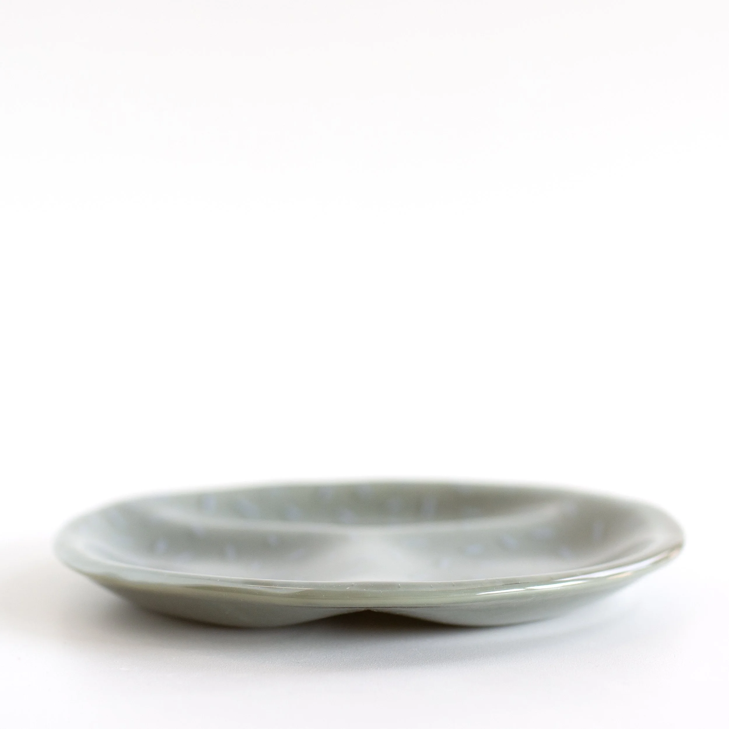 a mano-louisa podlich-glass-fused glass-candy dish-round-handmade-3.1.jpg