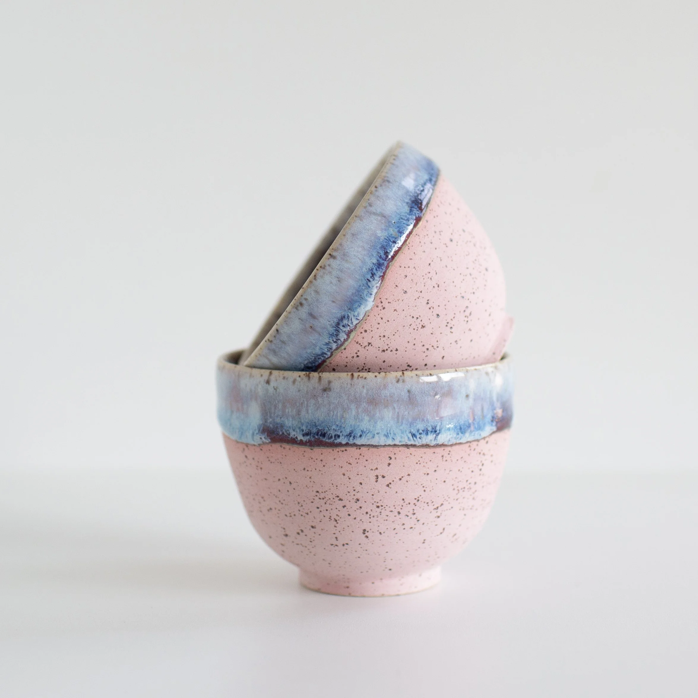 a mano-louisa podlich-clay-ceramic-pottery-wheel thrown-handmade-bowl-1.2.jpg