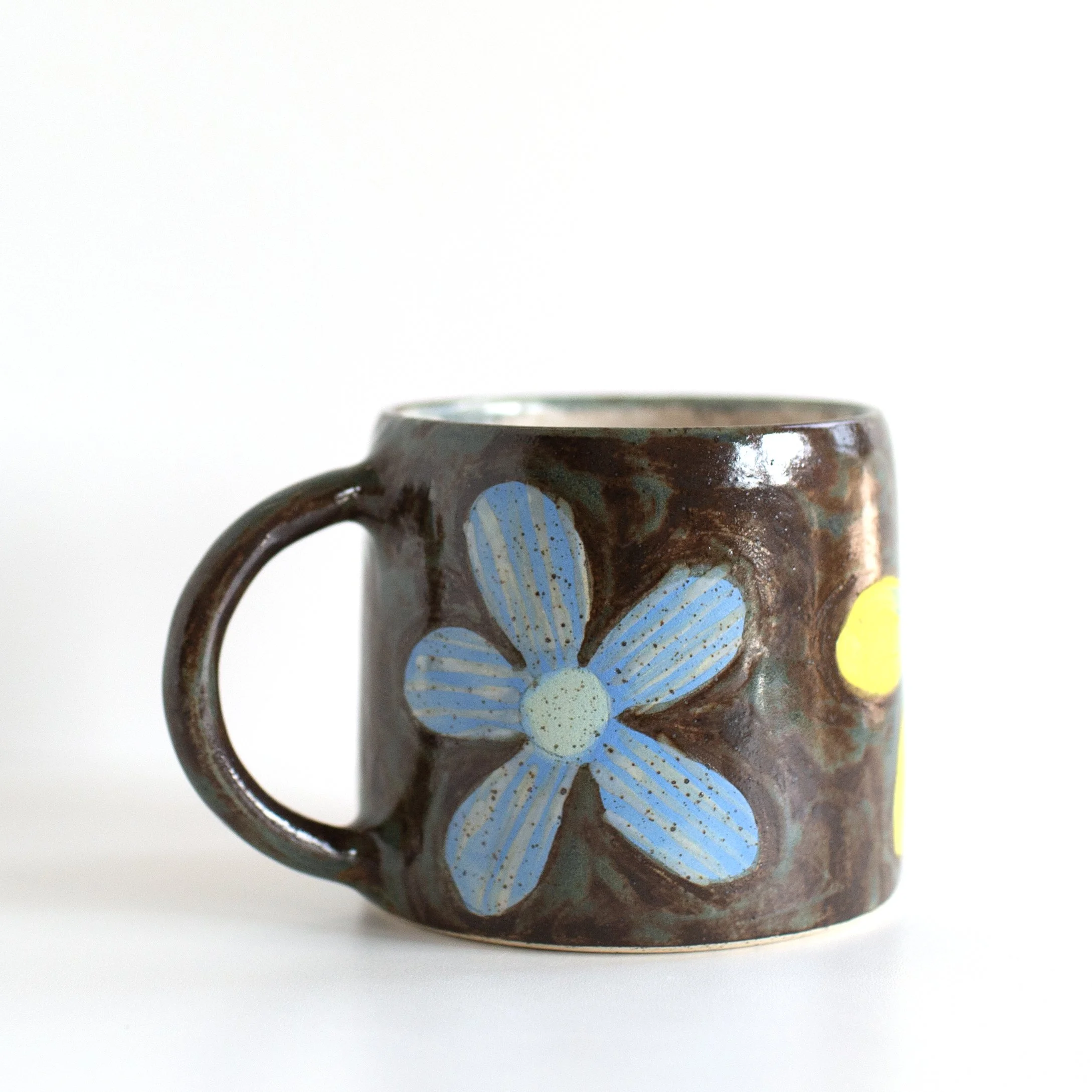 a mano-louisa podlich-clay-ceramic-pottery-wheel thrown-mug-handmade-flower-mug-3.1.jpg
