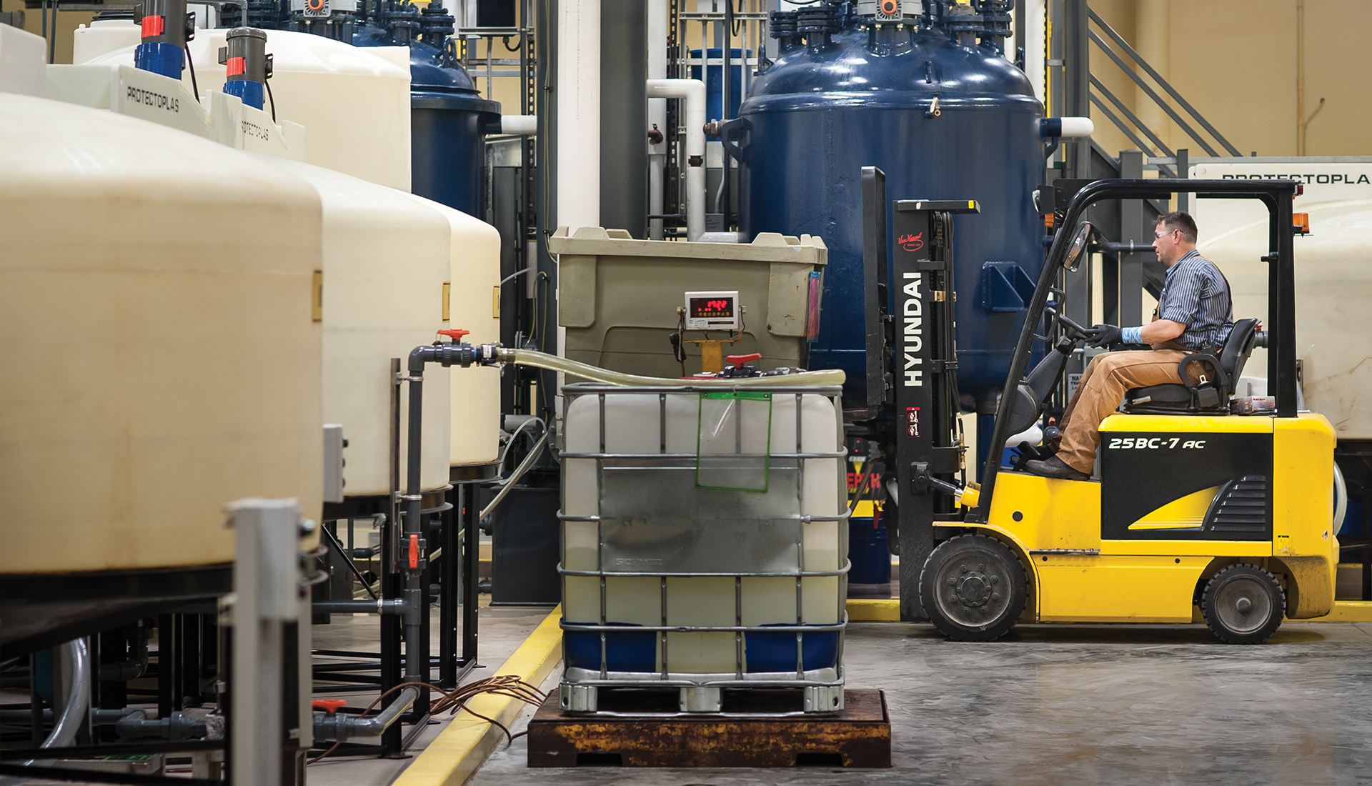 IodiTech_community-involvement-electricforklift_1920x1100.jpg