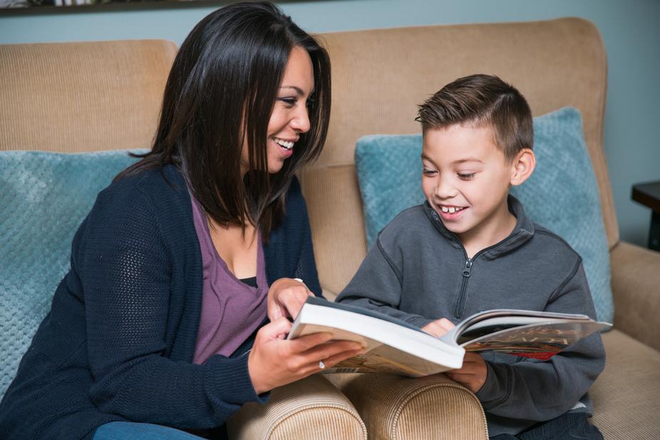 mother-and-son-reading_925x.jpg