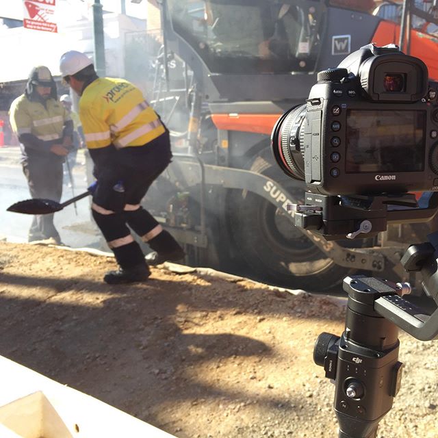KIng William road upgrade being filmed for the City of unley annual wrap up
.
.
.
#ronin #canon #5d #dji #videography #video #adelaide #adelaidesmallbusiness #bestjobever #love #work #life #mylife #lovewhatyoudo #killingit