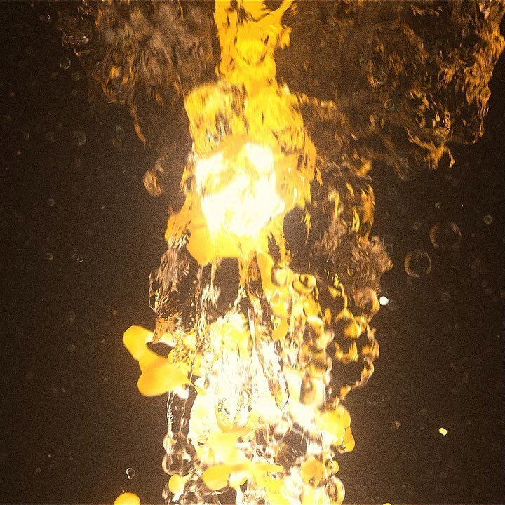 L e a d f a l l

Part of some stage visuals I&rsquo;m doing! Compression hates this but HQ version coming to my site soon. Molten lead falling into water.
.
#3d #3danimation #3dart #3dartist #3ddesign #3ddesigner #3dgraphics #3drender #c4d #cinema4d 