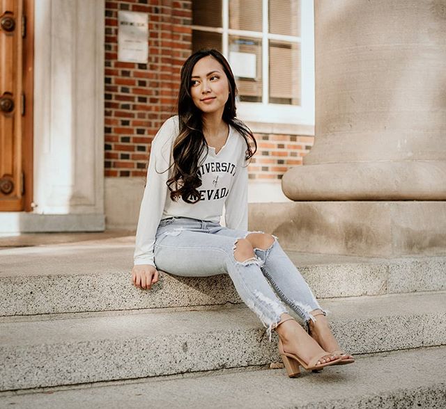 Last Saturday had the most perfect weather plus the University of Nevada had such a beautiful campus. Congrats again to Annaliza!! 🎓🎉
.
.
.
.
.
.
#wolfpack #UNR #universityofnevada #graduation #2019grad #grad #diploma #samanthaacevesphotography #sa
