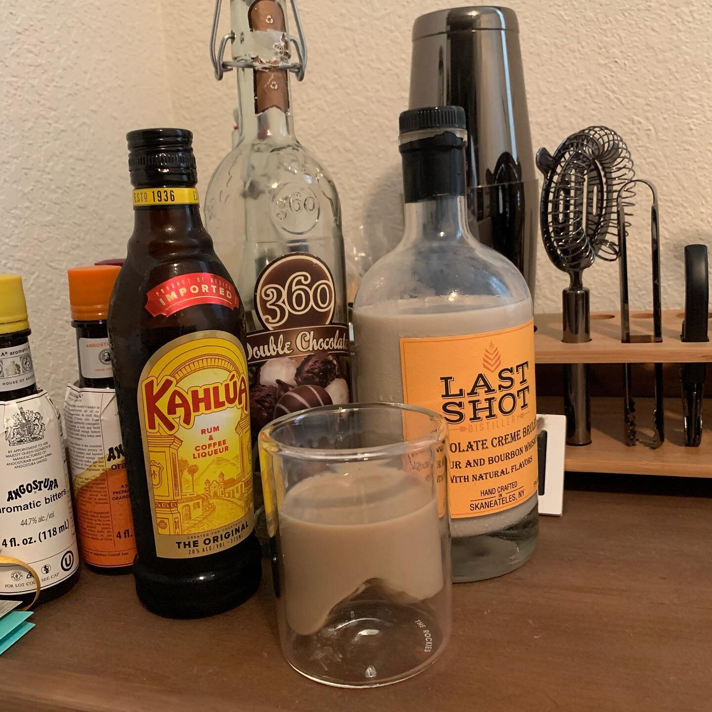 A request from @yepitszack!

Ernest Scared Stupid and a glass of Bulgarian Miak

&bull;2oz chocolate vodka
&bull;1.5oz Kahl&uacute;a
&bull;2oz chocolate Creme br&ucirc;l&eacute;e liquer
&bull;Dash of cinnamon sugar