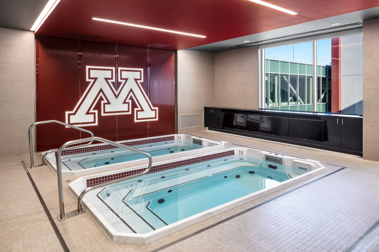 Minnesota-Football-Hydrotherapy-Ballparchitecture.jpg
