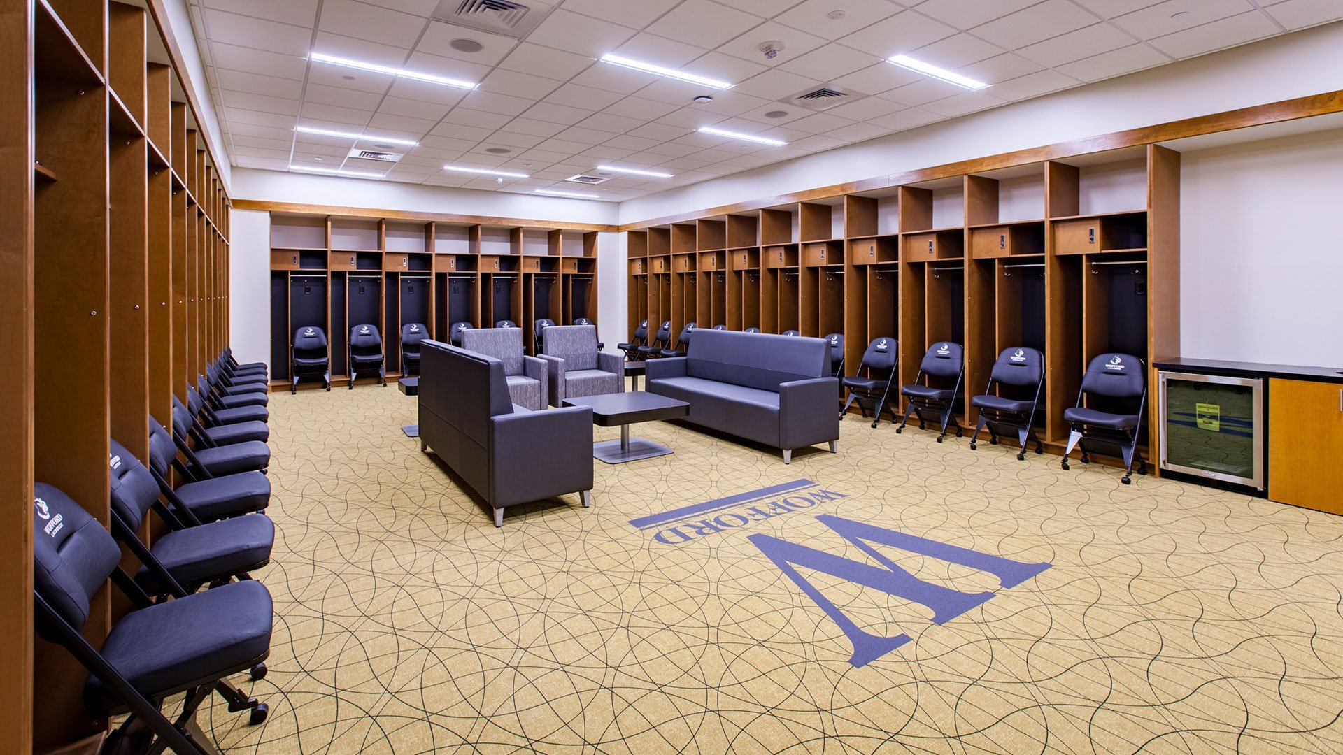 wofford-richardson-basketball-arena-locker room-ballparchitecture.jpg