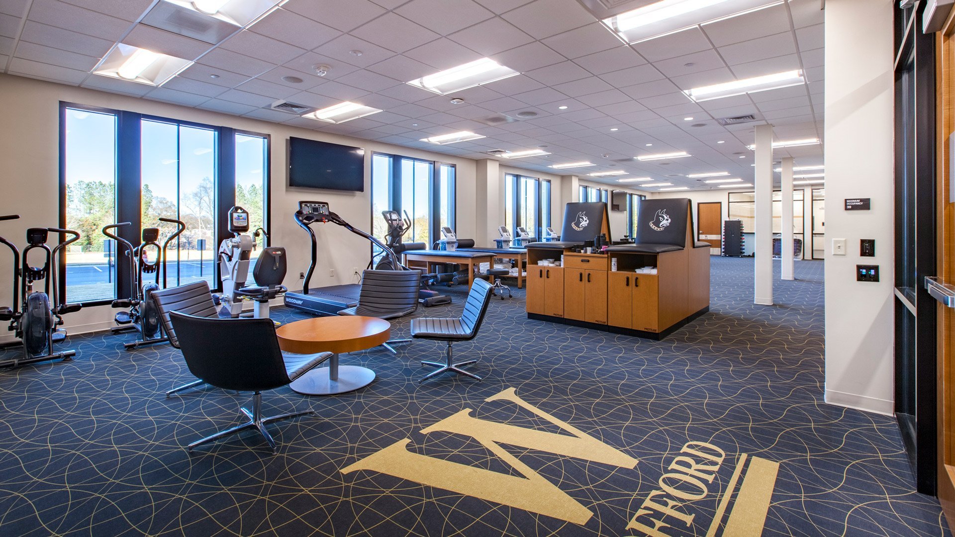 wofford-richardson-basketball-arena-training room-ballparchitecture.jpg