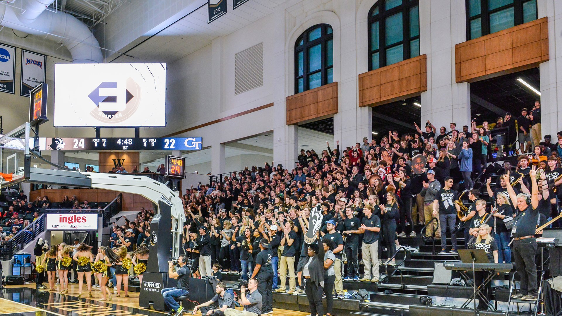 wofford-richardson-basketball-arena-student section-ballparchitecture.jpg