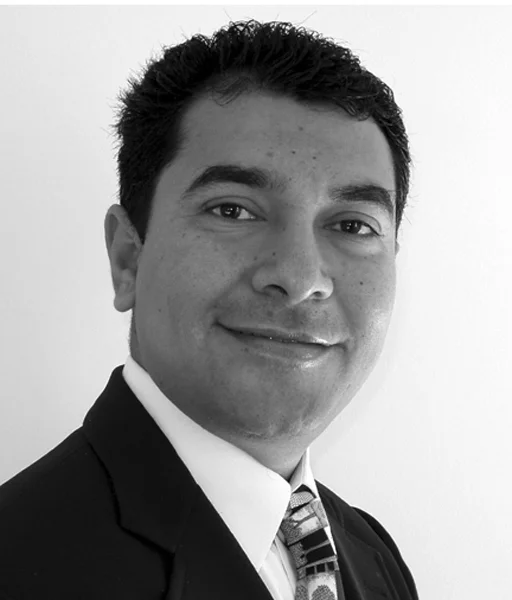 1-Satyen_HEADSHOT_bw.jpg
