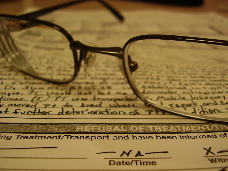 800px-Refusal_of_treatment_form.jpg