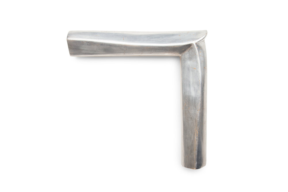 2 1/2” Curvilinear Silver Metal Leaf An art nouveau-inspired curvilinear design perfect for abstract expressionism, cubist or early/mid-century mediums of art.