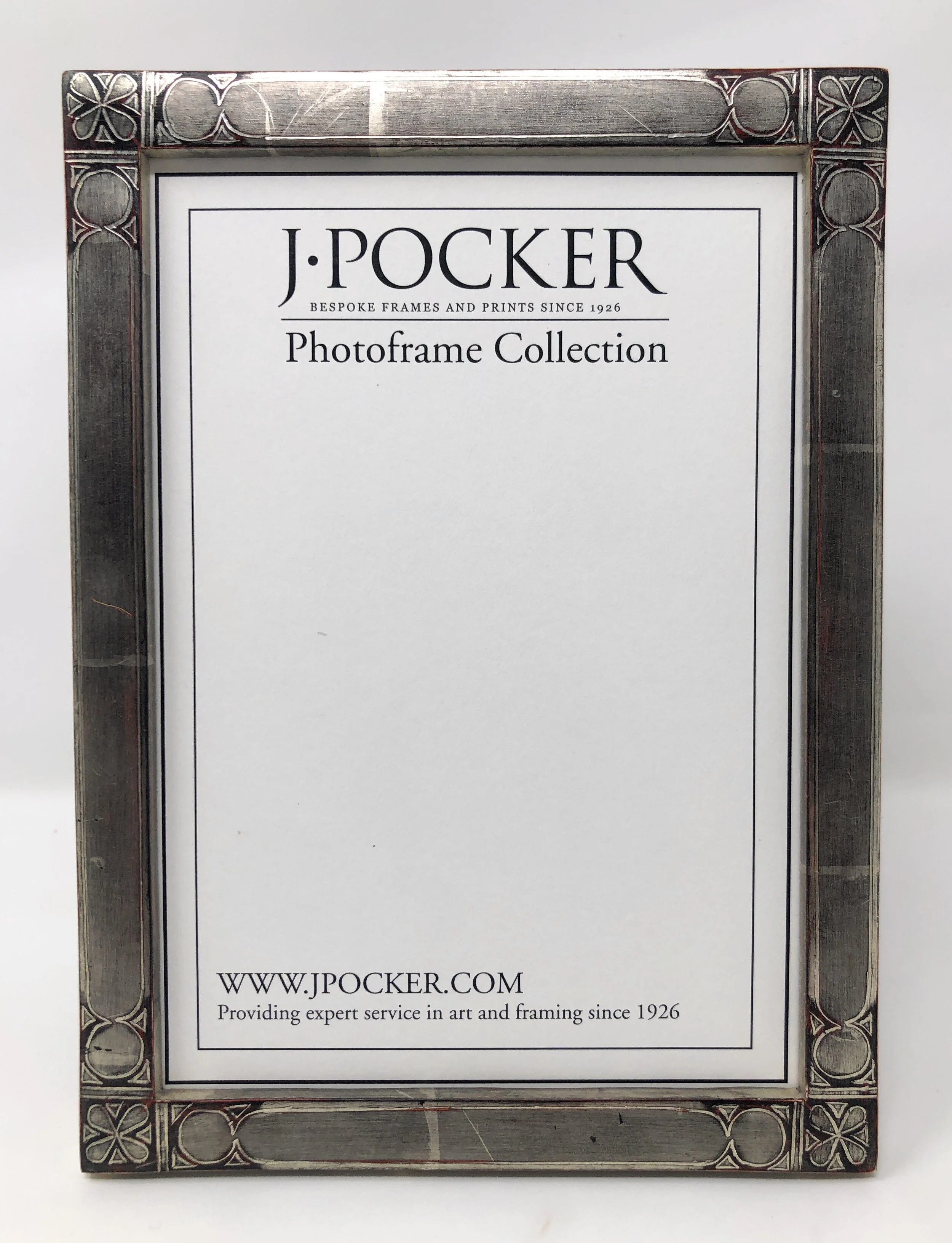 AC WG Flat Design Corners1 200064 CC.JPG