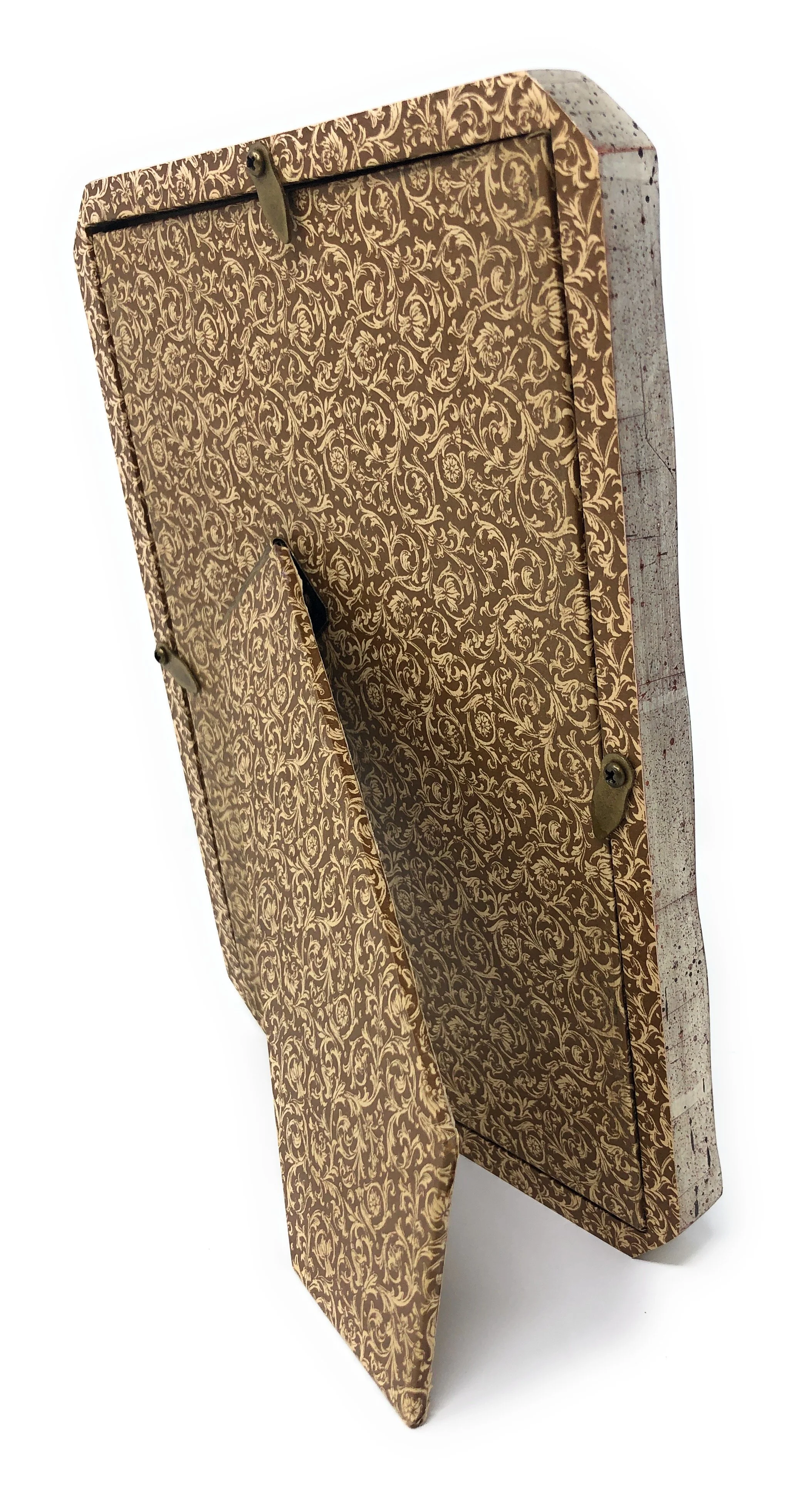 AC WG Red or Blue Clay3.JPG