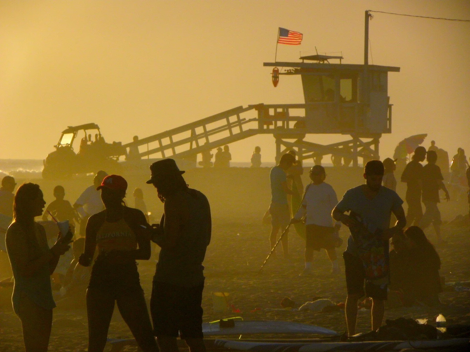  Beauty and the Beach 03 