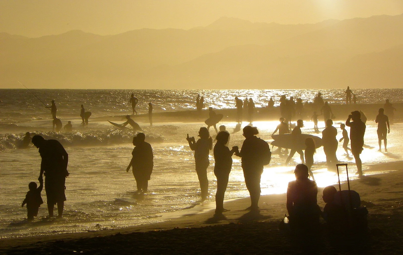  Beauty and the Beach 06 