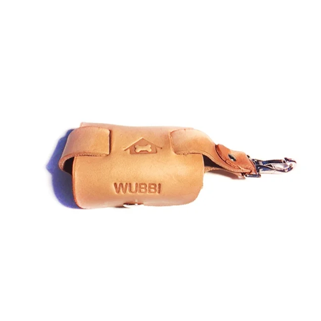 emboss pouch2.jpg