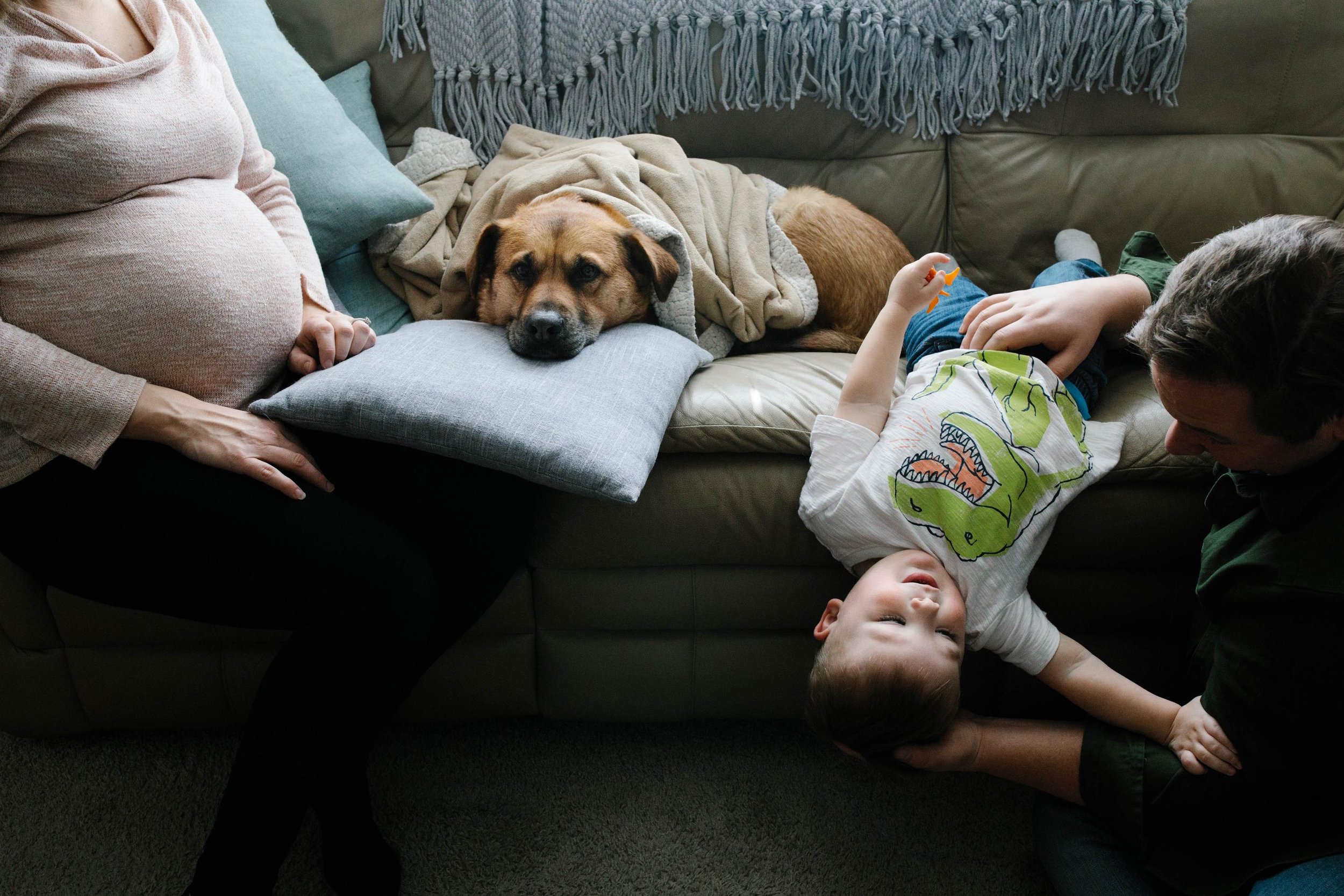 seattle newborn photographer - lifestyle