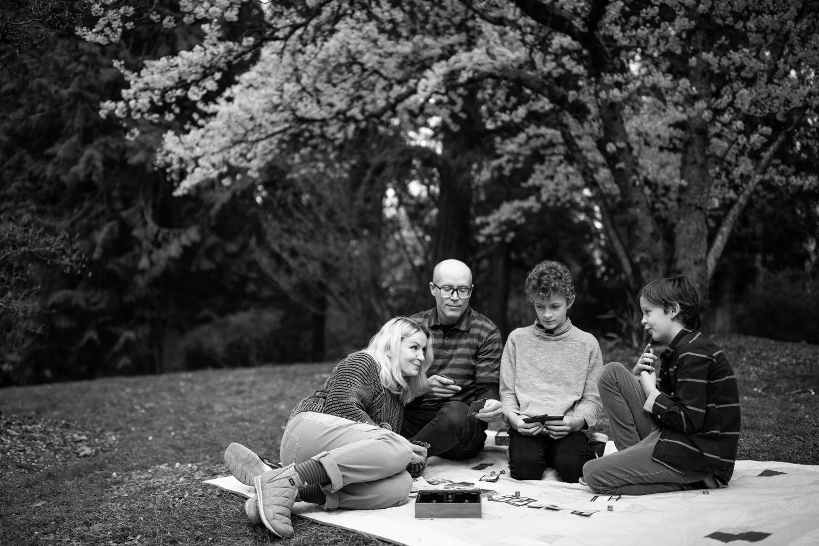 Cherry Blossom Mini Sessions in Seattle: Capture Memories Among the Blooms // black and white