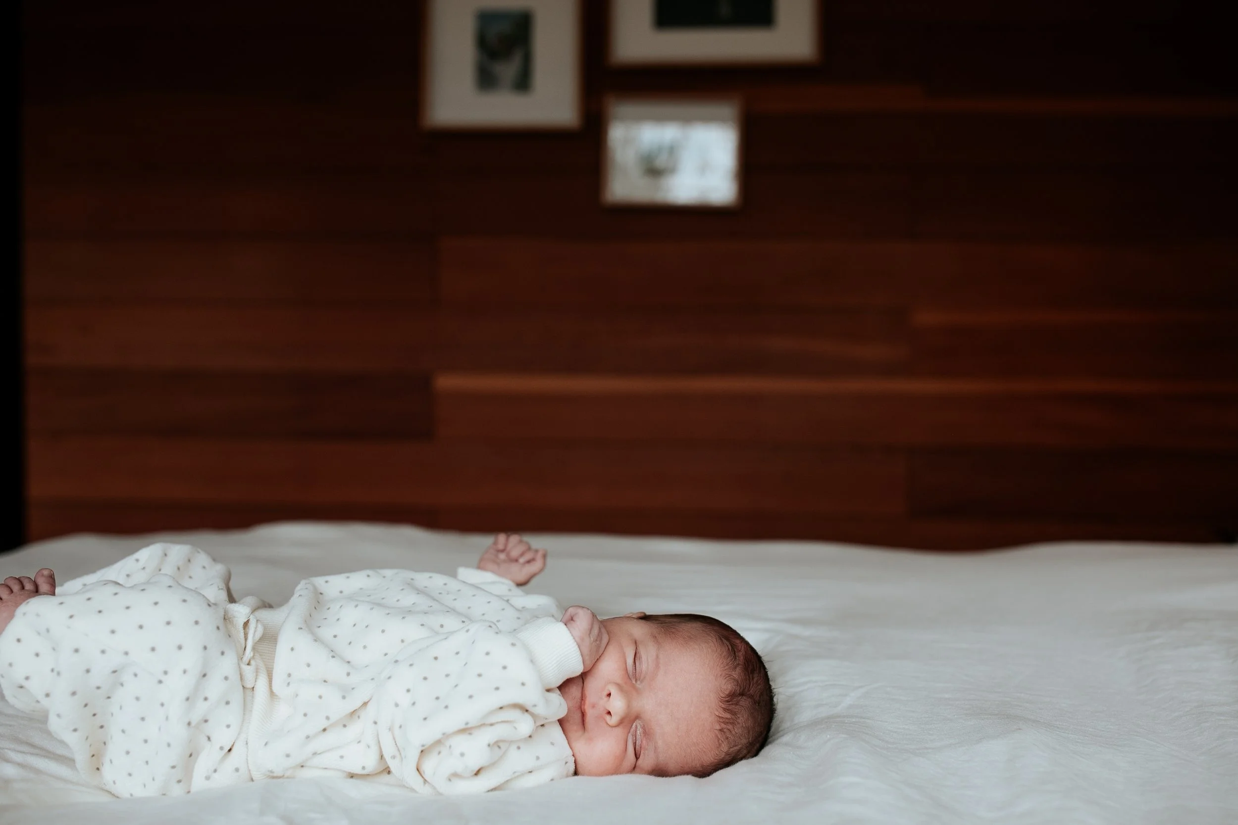 seattle newborn photographer - lifestyle