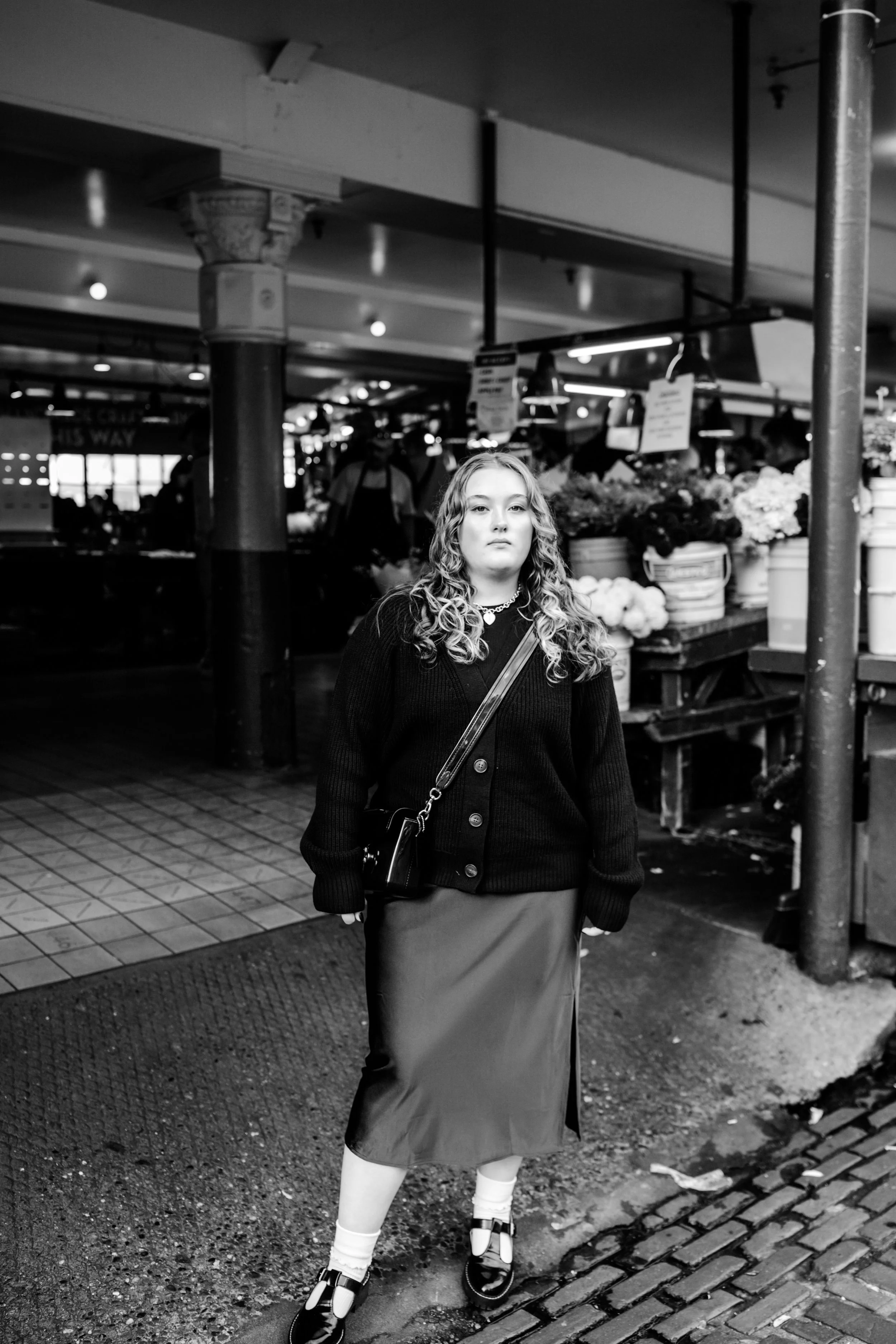 seattle senior portrait photography - pike place