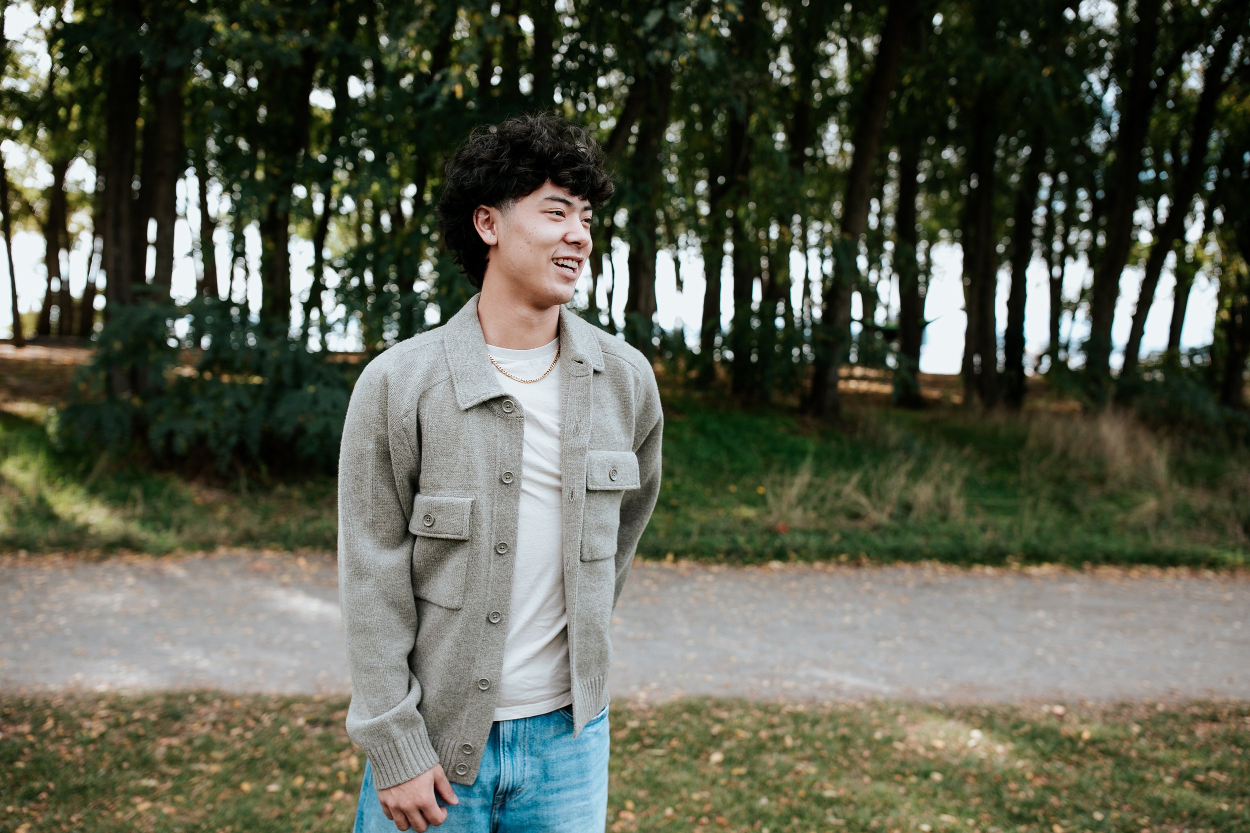 senior portraits at Golden Gardens in Seattle