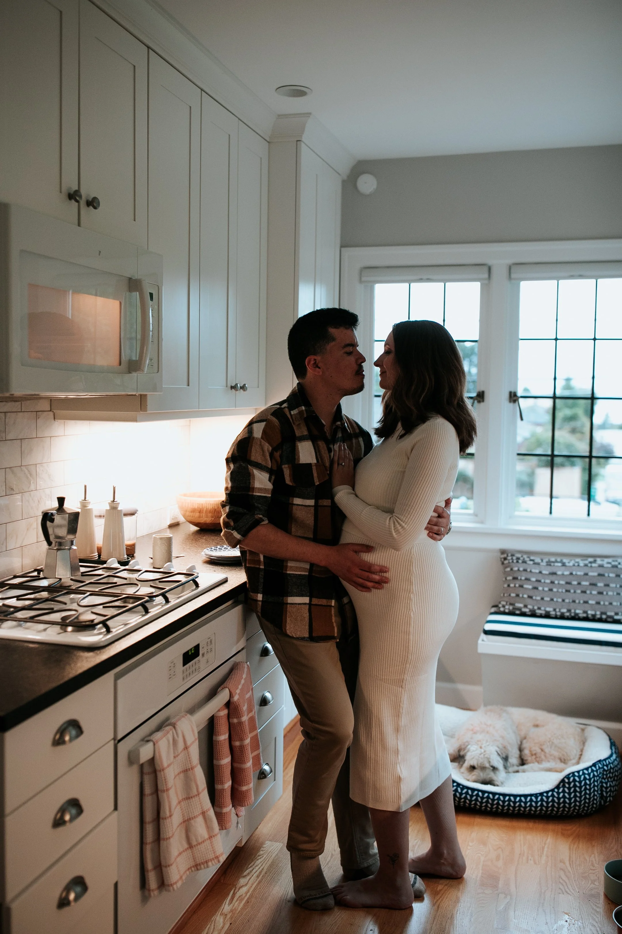 seattle newborn photographer - in home lifestyle