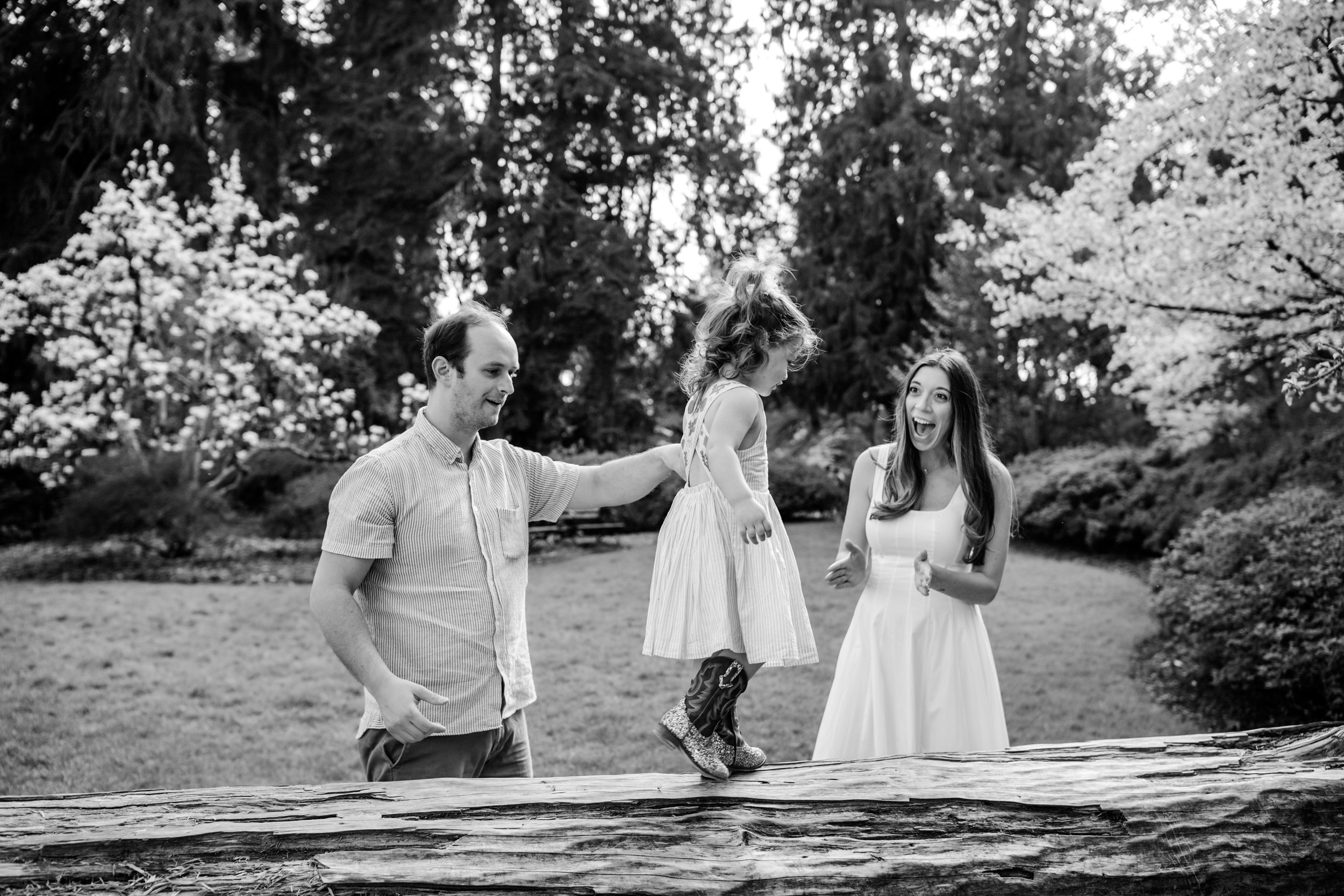 cherry blossom mini sessions in Seattle