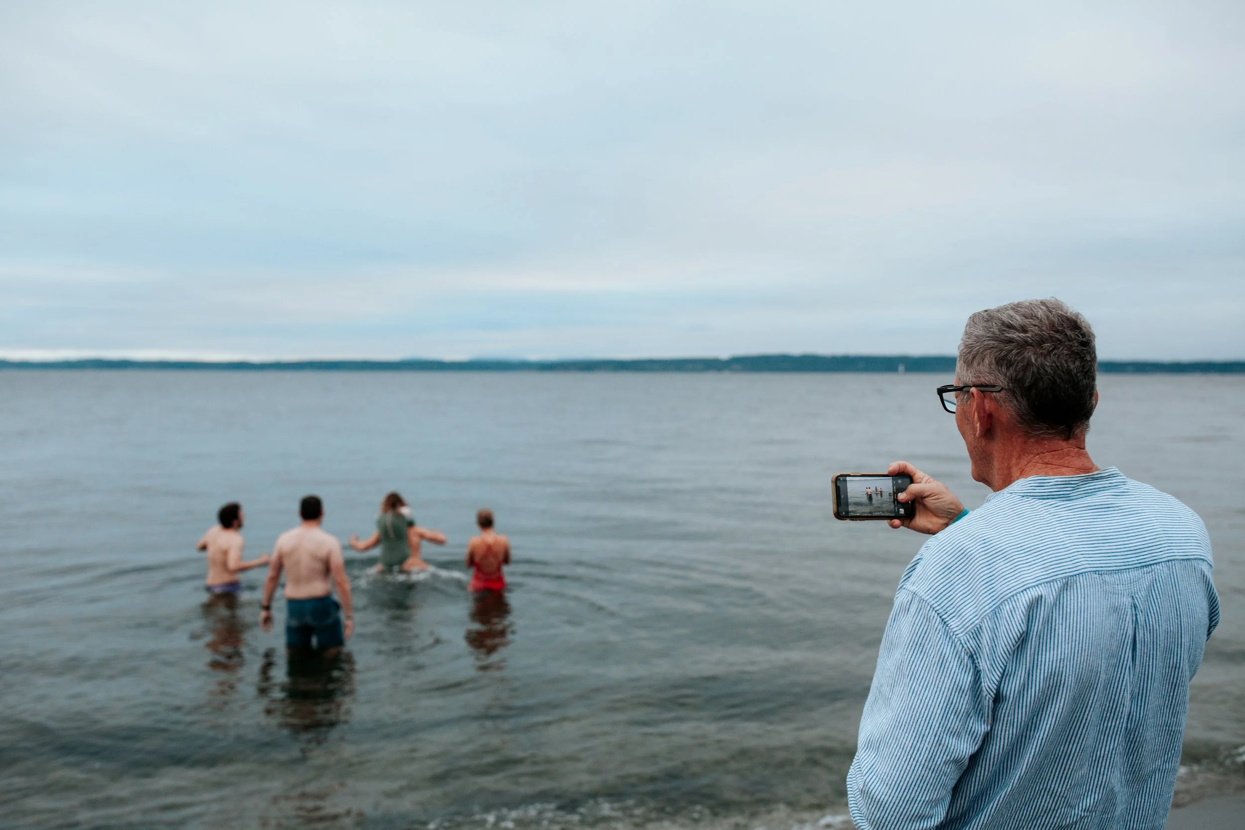 seattle lifestyle photographer - golden gardens mini sessions