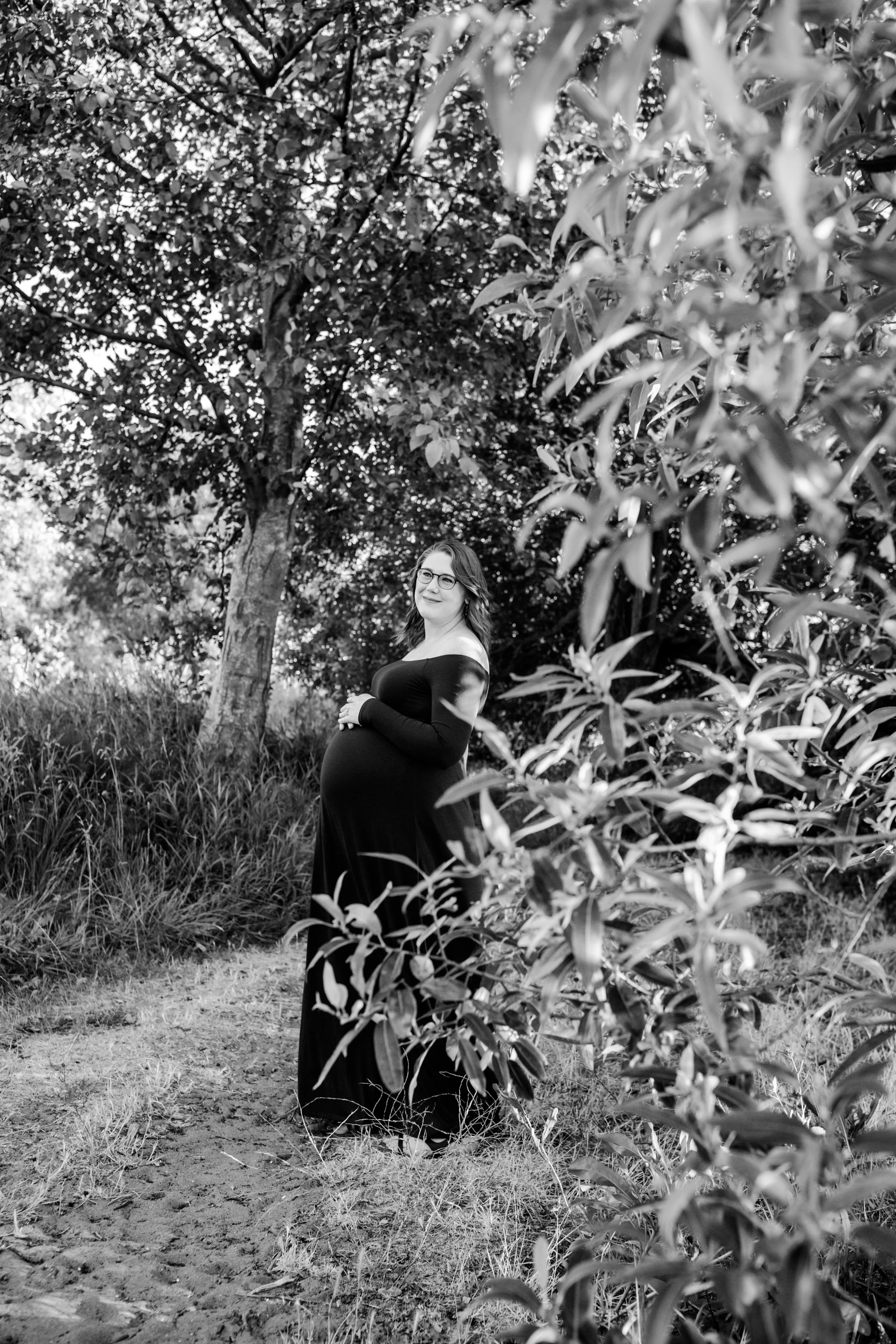 seattle lifestyle maternity photographer - spring mini sessions