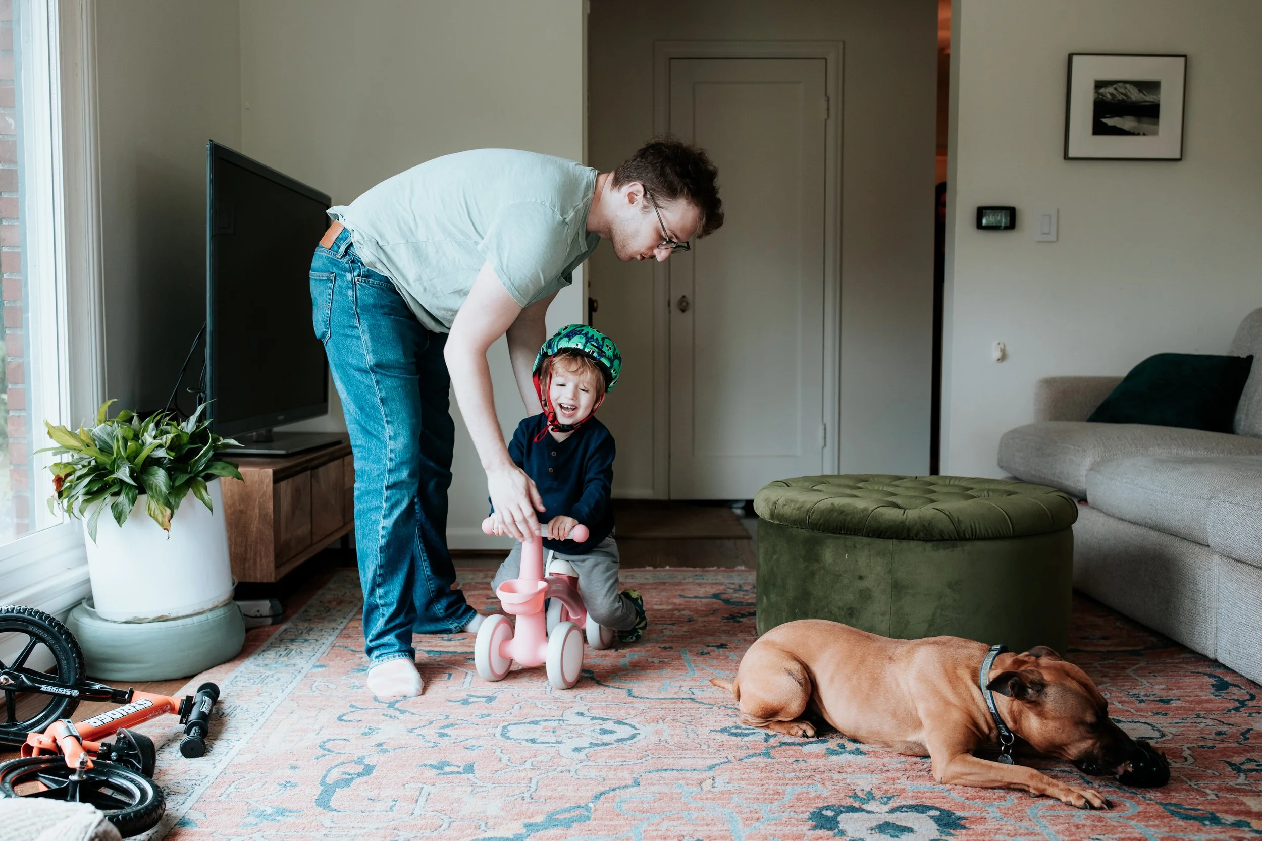 seattle lifestyle photographer - in home photography 2026 - nikki-8.JPG