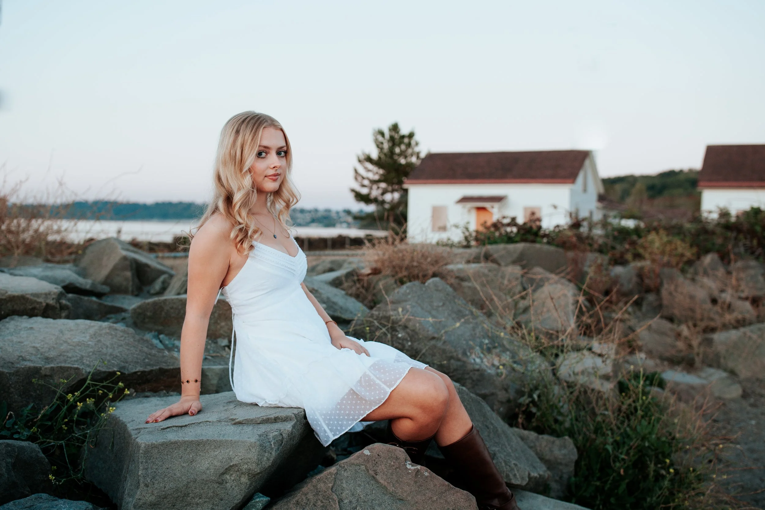 seattle lifestyle photographer - senior portrait photography-104.JPG