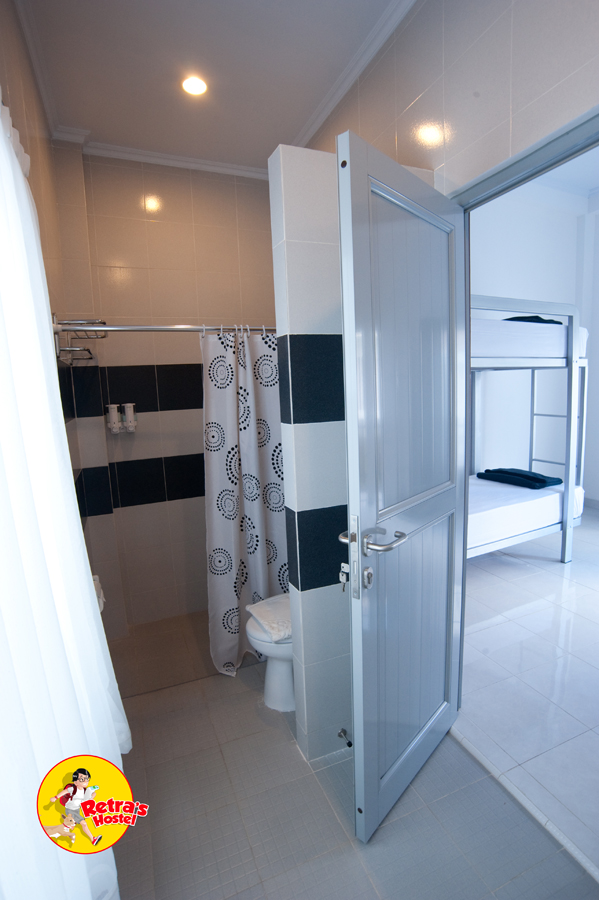 Bathroom1.jpg