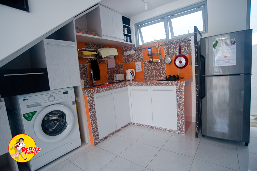 Kitchen2.jpg