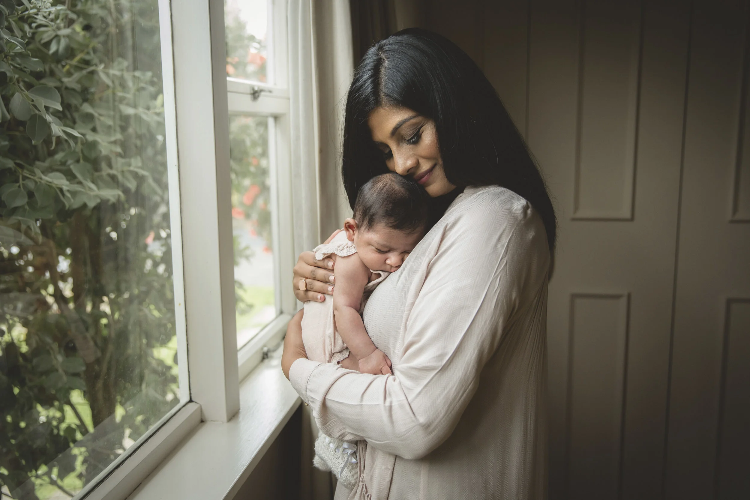 Meera_090col copy.jpg