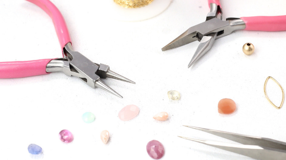 What are the must haves in your beading tools and supplies kit?