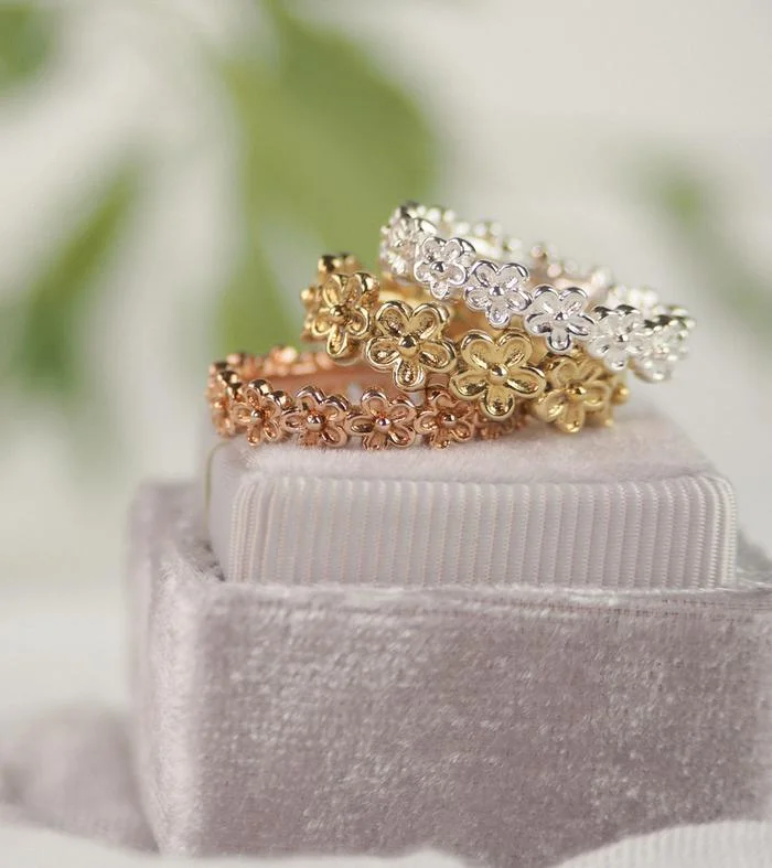 Gold_Flower_Stacking_Rings_Rachel_Whitehead_Jewellery_221_700x.jpg