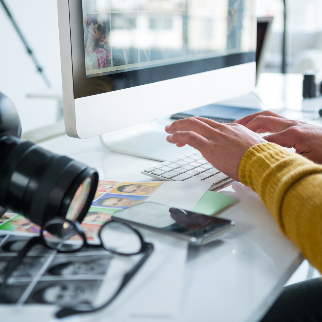 Commissioning a photographer for your jewellery business