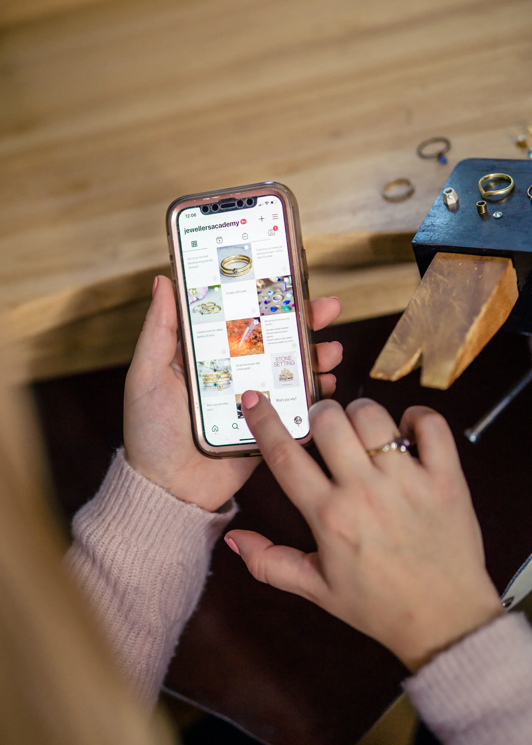 Grow Your Instagram Following - 10 Instagram Story Ideas (podcast episode)