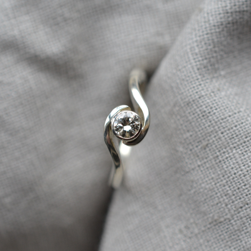 live benchtips - jewellery repairs and remodelling