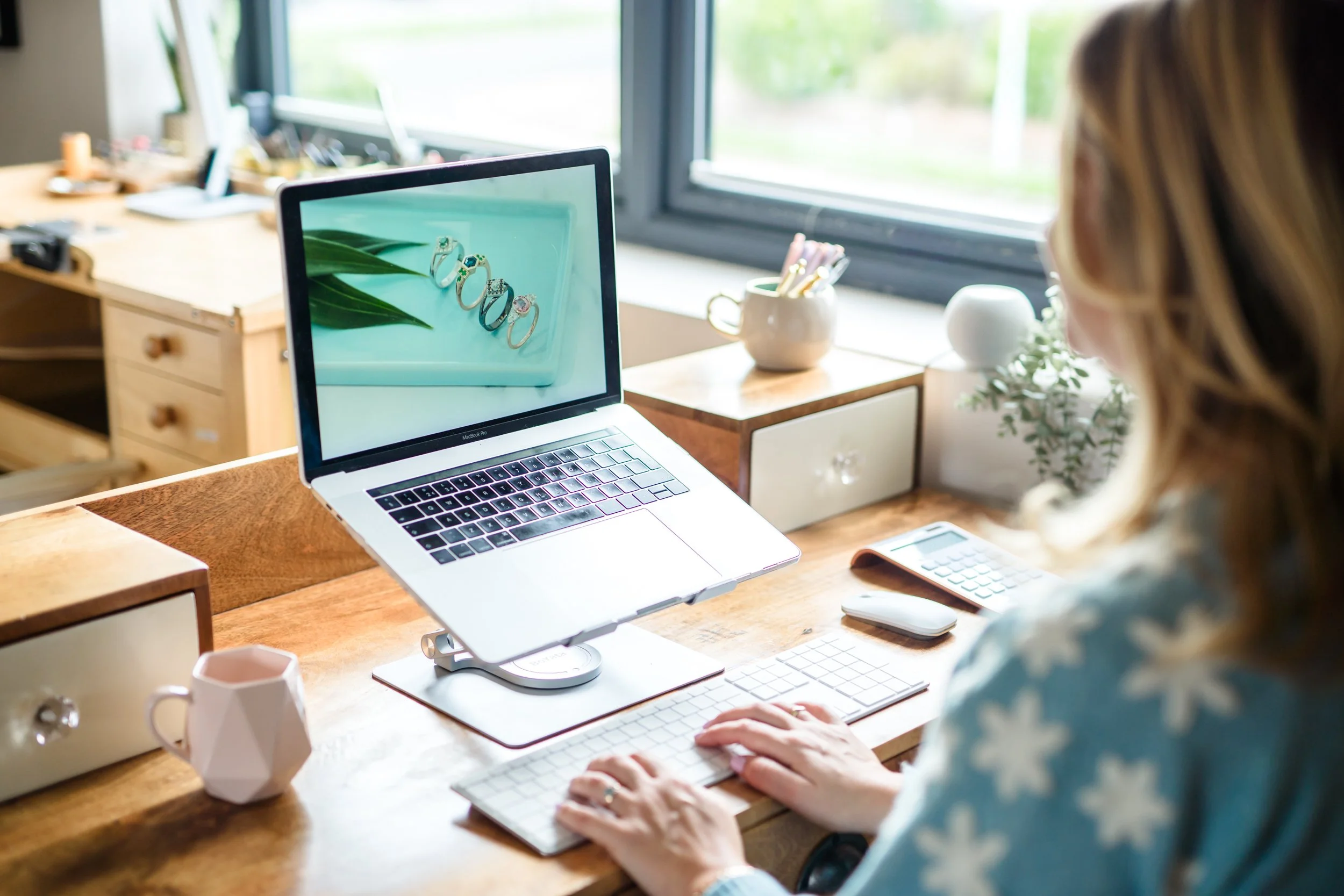How Jewellers Can Use Pinterest to Drive Traffic &amp; Sales with Pinterest Expert Trona Freeman (podcast episode)