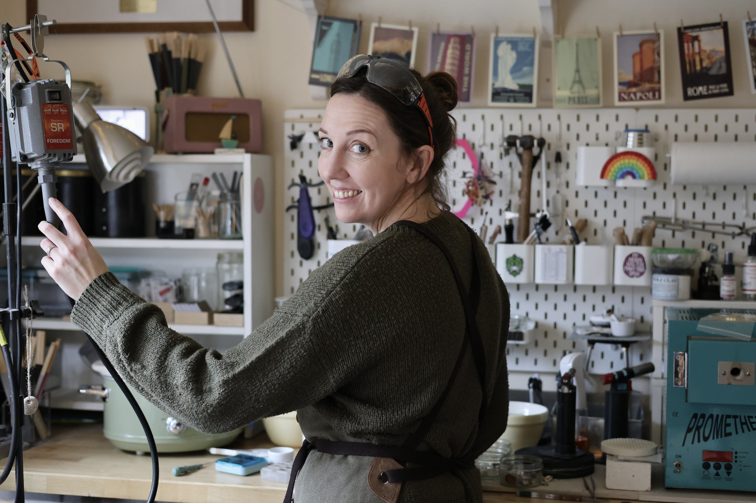 What I Gained from the Silver Jewellery Diploma (and Why I’m Doing Wax Next) with Kelly Twigg (podcast episode)