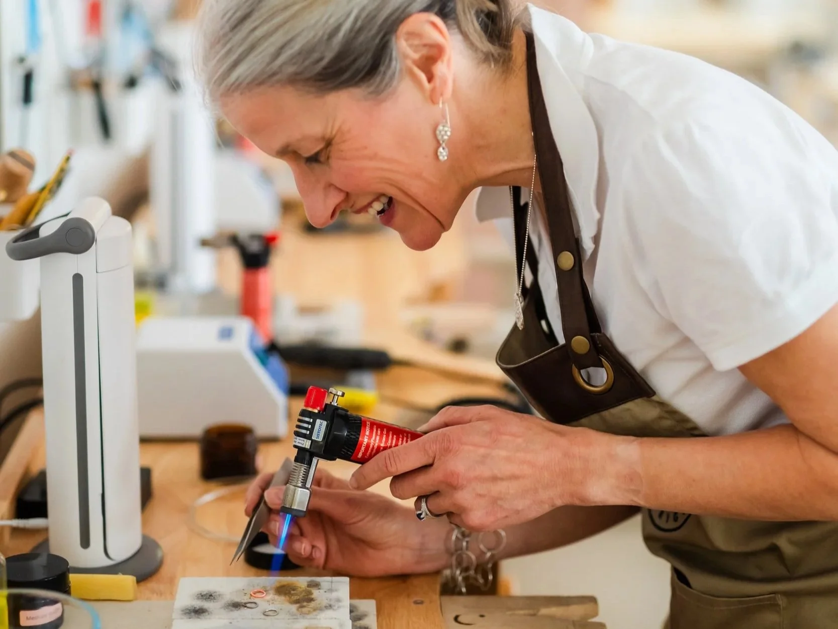 A guide to jewellers torches and choosing the right one for you