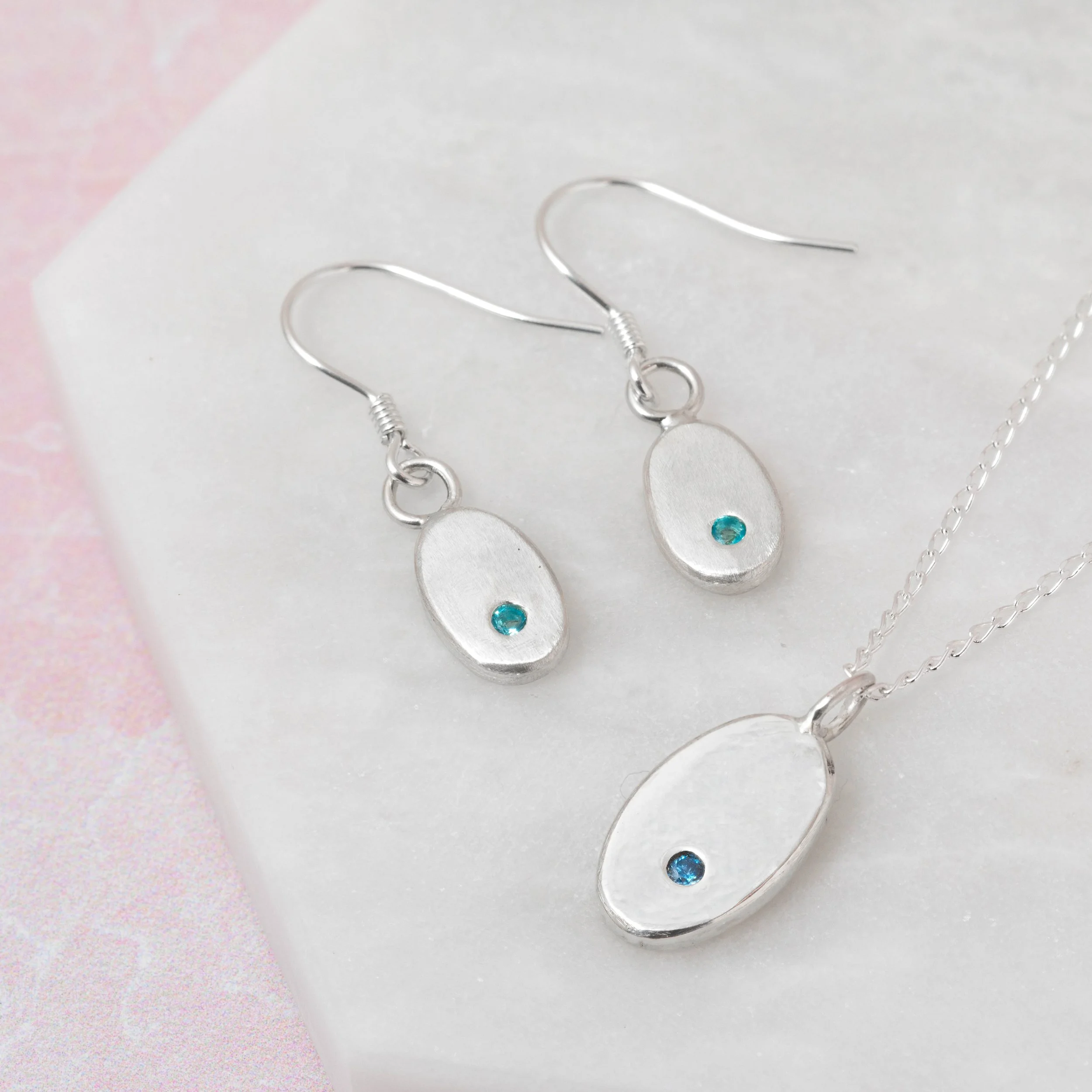 Stone Setting in Silver — Jewellers Academy