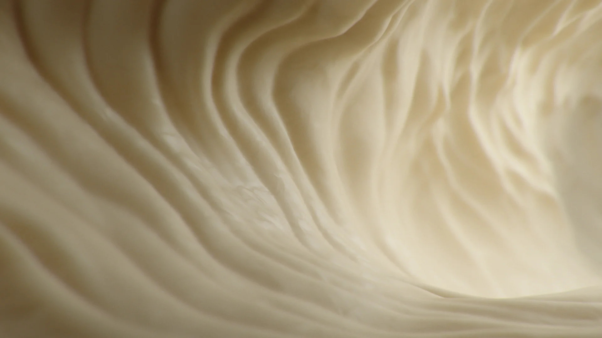 MotherCastello_Creamy_15s_v002 (00157).jpg
