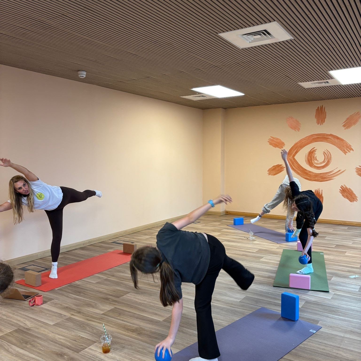 Refine Yoga Flow: Teens Classes (parents welcome with their teen) - Monday Spring Half Term 2 Block - All Monday Yoga Classes until Easter Holidays - Starting Monday 23rd February (5:00-5:45pm)