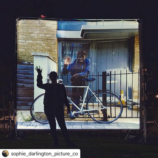 Thanks for coming, Sophie!#Repost @sophie_darlington_picture_co
&bull; &bull; &bull; &bull; &bull;
Wavelength by @claudiajanke  @pack_ing_ 100 wavers tonight in Packington sq, @wave_ing_ about community. Beautiful piece commissioned by @air_ing_